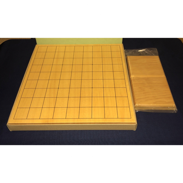 ★新品★高級将棋盤・本榧・卓上一寸将棋盤・太刀盛り（特上柾目３枚継ぎ）本榧駒台付