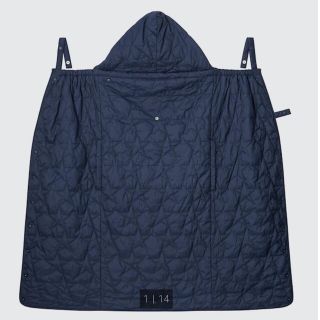 ユニクロ(UNIQLO)のユニクロ ライトウォームパデッド ブランケット ブラック(おくるみ/ブランケット)