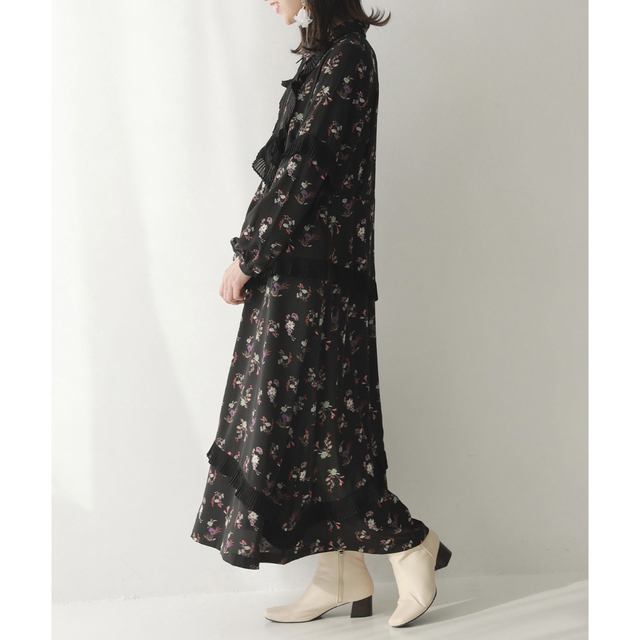 somari ソマリ ラッフルプリーツ花柄ワンピース M ヴィンテージ風 古着