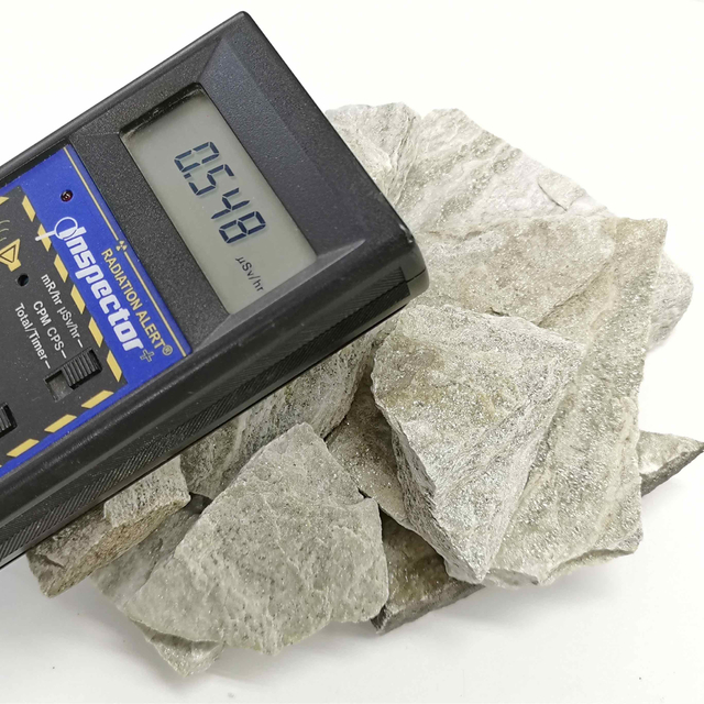 バドガシュタイン鉱石 2kgお任せセット ラジウム放射線計測定済み 自宅温泉