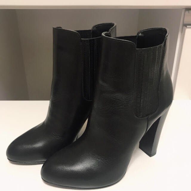 ダイアナの黒ショートブーツ♡ レディース 靴/シューズ レディース 靴