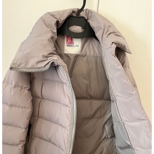 【美品】MONCLER GERBOISE レディースダウン　グレージュ　1サイズ