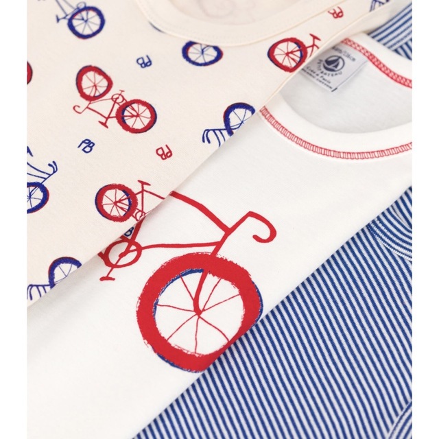 PETIT BATEAU(プチバトー)の専用　プチバトー　新品　タンクトップ　3枚組　8ans/128cm キッズ/ベビー/マタニティのキッズ服男の子用(90cm~)(下着)の商品写真