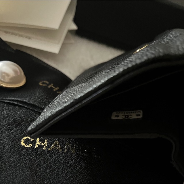 CHANEL(シャネル)のCHANEL シャネル　ミニ財布　ブラック　黒　ココマーク　ウォレット　 レディースのファッション小物(財布)の商品写真