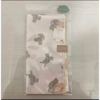 フタフタ  ランチクロス　うさぎ　新品未使用(弁当用品)