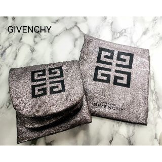 ジバンシィ(GIVENCHY)のGIVENCHY　ジバンシィ　トラベルクッション　ネックピロー(その他)