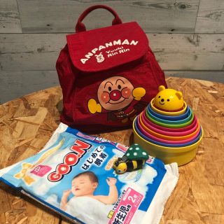 コンビ(combi)のベビー用品いろいろセット☆知育玩具combi☆リュック☆つめ切り☆おむつオマケ(知育玩具)