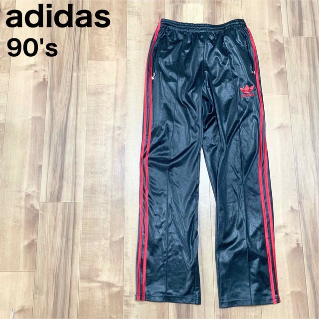 90s adidas トラックパンツ メンズL 黒 赤 トレフォイル 万国旗タグ | フリマアプリ ラクマ