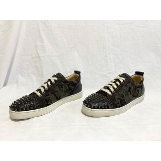 クリスチャンルブタン(Christian Louboutin)の希少 美品 クリスチャンルブタン スタッズ 迷彩 レザースニーカー 41 26㎝(スニーカー)