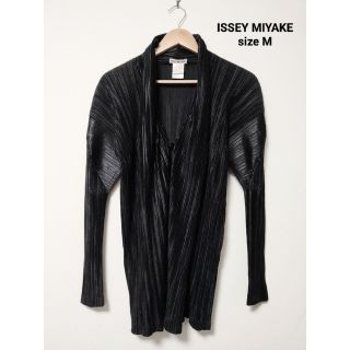 イッセイミヤケ(ISSEY MIYAKE)のISSEY MIYAKE イッセイミヤケ プリーツカーディガン(カーディガン)