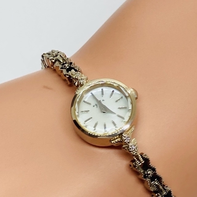 agete(アガット)のagete CLASSIC アガット ラウンドフェイス ジュエリーウォッチ レディースのファッション小物(腕時計)の商品写真