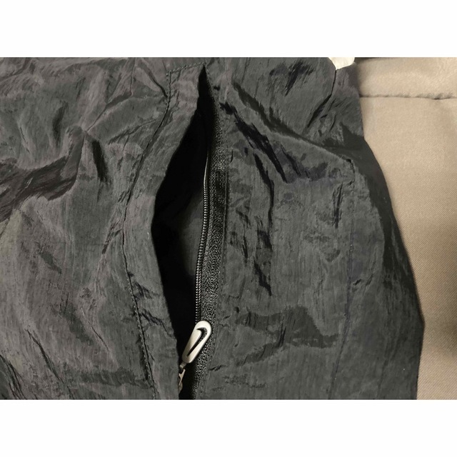 NIKE(ナイキ)のナイキ NIKE ヴィンテージ 90s デザイン ナイロンジャケット Mサイズ メンズのジャケット/アウター(ナイロンジャケット)の商品写真