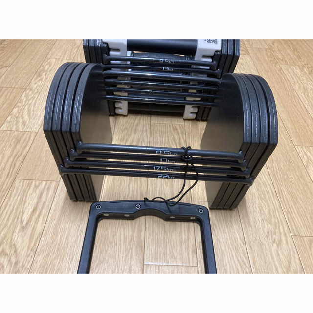 FIELDOOR(フィールドア)のFIELDOOR　可変式ダンベル 22kg 2個セット スポーツ/アウトドアのトレーニング/エクササイズ(トレーニング用品)の商品写真