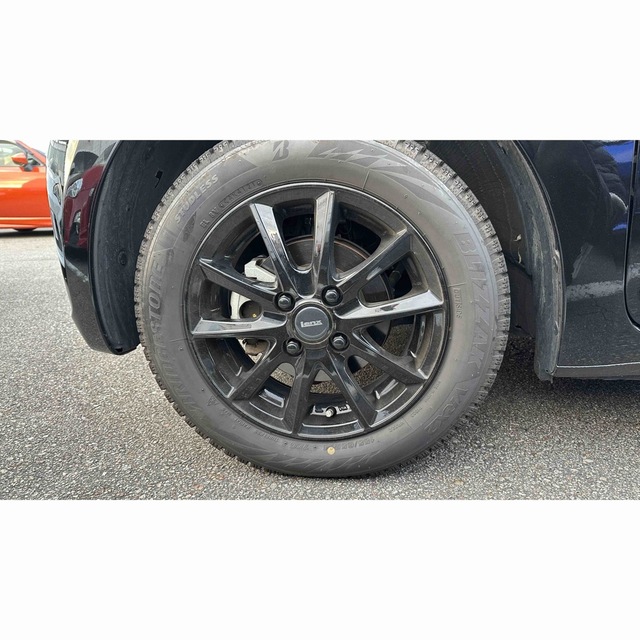 235/55R18 スタッドレスタイヤアルミセット 4本 バリ溝 使用少なめ