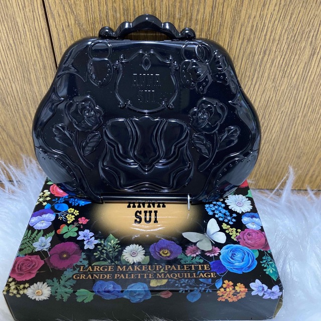 ANNA SUI(アナスイ)のANNA SUIハンドバッグ メイクアップパレット👀💄💖 コスメ/美容のキット/セット(コフレ/メイクアップセット)の商品写真