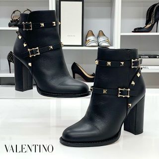 ヴァレンティノ(VALENTINO)の5671 ヴァレンティノ ロックスタッズ レザー ショートブーツ ブラック(ブーツ)