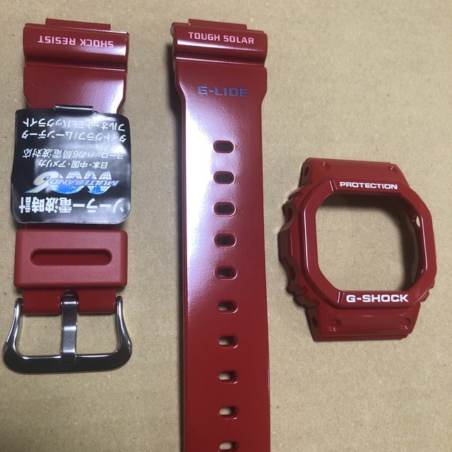 G-SHOCK(ジーショック)のCASIO G-SHOCK GWX-5600C-4JF ベルベゼ  ベゼル  メンズの時計(ラバーベルト)の商品写真
