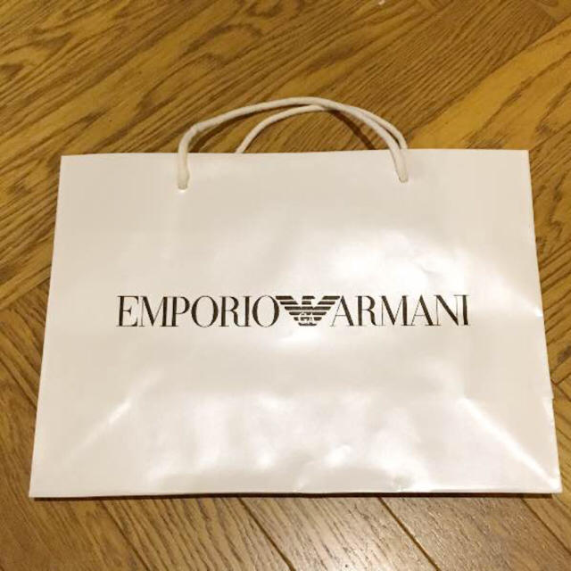 Emporio Armani - アルマーニ ショップ袋 中サイズの通販 by betty*☻値段交渉してください｜エンポリオアルマーニならラクマ