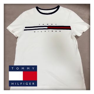 トミーヒルフィガー(TOMMY HILFIGER)のトミーヒルフィガー　Tシャツ　半袖　ロゴ入り(Tシャツ/カットソー(半袖/袖なし))