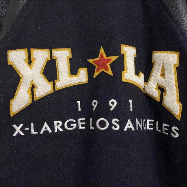 即完売品 SAMPLE品 XLARGE LA 両面刺繍パイルロゴ スタジャン