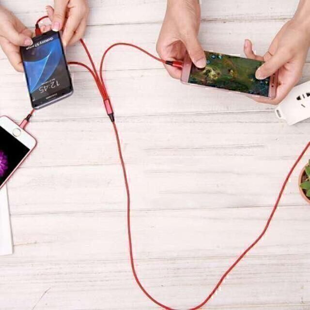 3in1 充電ケーブル 1.1m iphone Android USB 赤 #4 スマホ/家電/カメラのスマホアクセサリー(その他)の商品写真