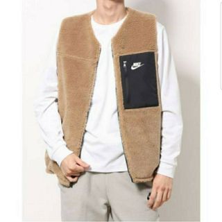 ナイキ(NIKE)の新品☆NIKE WINTER REVERSIBLE VEST ベスト (L)(ベスト)