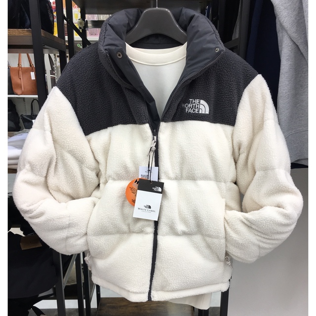 THE NORTH FACE - THE NORTH FACE    リバーシブルダウンジャケットの ...