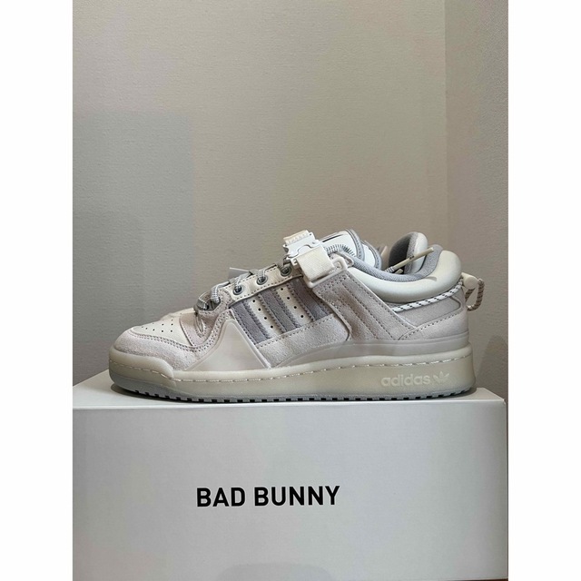 Originals（adidas）(オリジナルス)のBad Bunny × adidas Forum  バッド・バニー　新品未使用 メンズの靴/シューズ(スニーカー)の商品写真