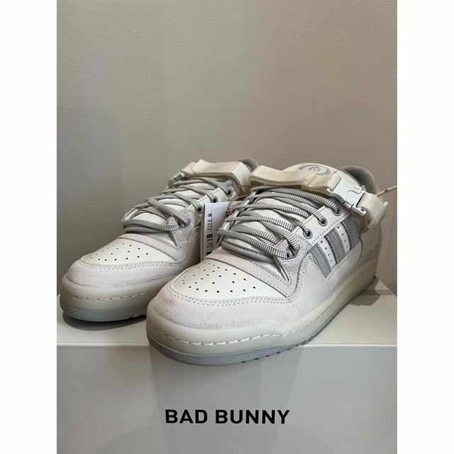 Originals（adidas）(オリジナルス)のBad Bunny × adidas Forum  バッド・バニー　新品未使用 メンズの靴/シューズ(スニーカー)の商品写真