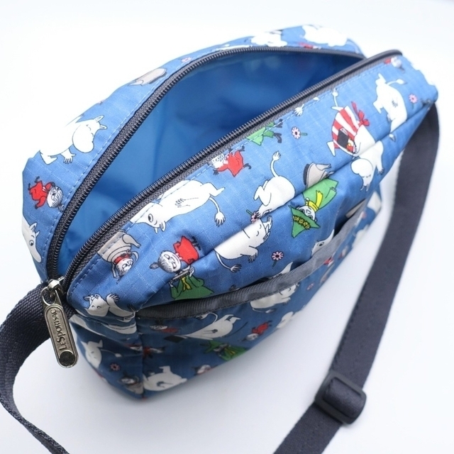 LeSportsac(レスポートサック)のムーミン レスポートサック LeSportsac ショルダーバッグ 斜め掛け エンタメ/ホビーのおもちゃ/ぬいぐるみ(キャラクターグッズ)の商品写真