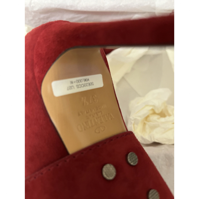 VALENTINO(ヴァレンティノ)の新品ヴァレンティノ パンプス37.5 レディースの靴/シューズ(ハイヒール/パンプス)の商品写真