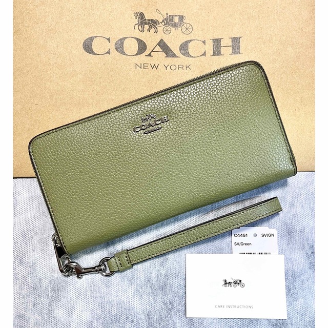 軽量+ストレッチ性+吸水速乾 COACH コーチ 長財布 ストラップ付き ミリタリグリーン 緑色