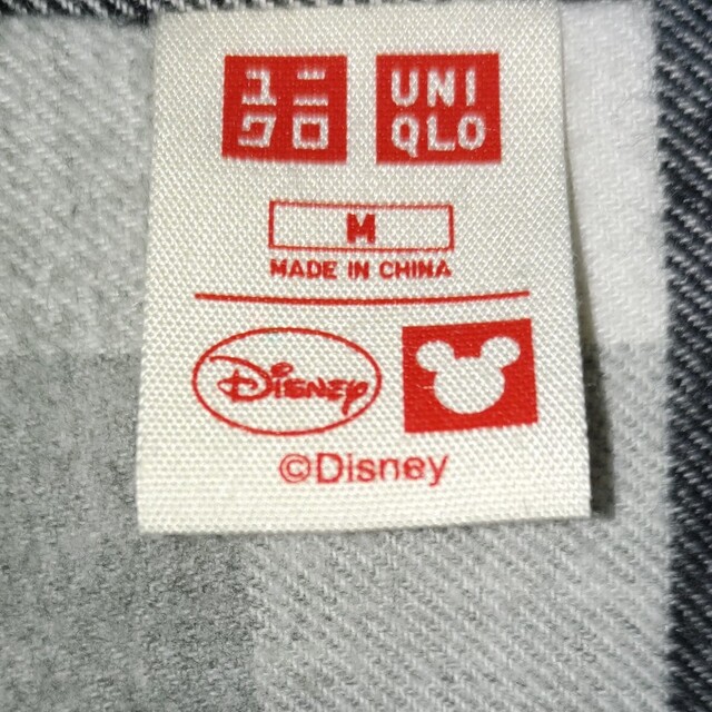 UNIQLO(ユニクロ)のUNIQLO　メンズ　フランネルシャツ　ディズニー　size M メンズのトップス(シャツ)の商品写真