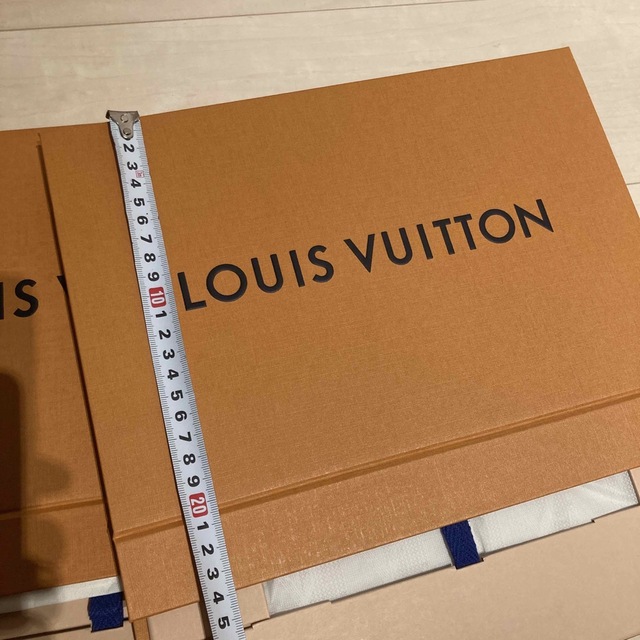 LOUIS VUITTON(ルイヴィトン)のルイヴィトン　箱のみ　2つ レディースのバッグ(ショップ袋)の商品写真