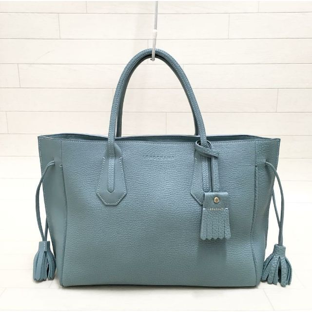 LONGCHAMP(ロンシャン)の☆新品・チャーム付☆LONGCHAMP PENELOPEトップハンドル レディースのバッグ(ハンドバッグ)の商品写真