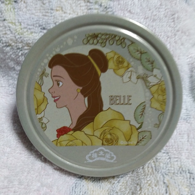 Disney(ディズニー)の「シンデレラ」「ベル」キャンディ缶(缶のみ)2個セット エンタメ/ホビーのおもちゃ/ぬいぐるみ(キャラクターグッズ)の商品写真