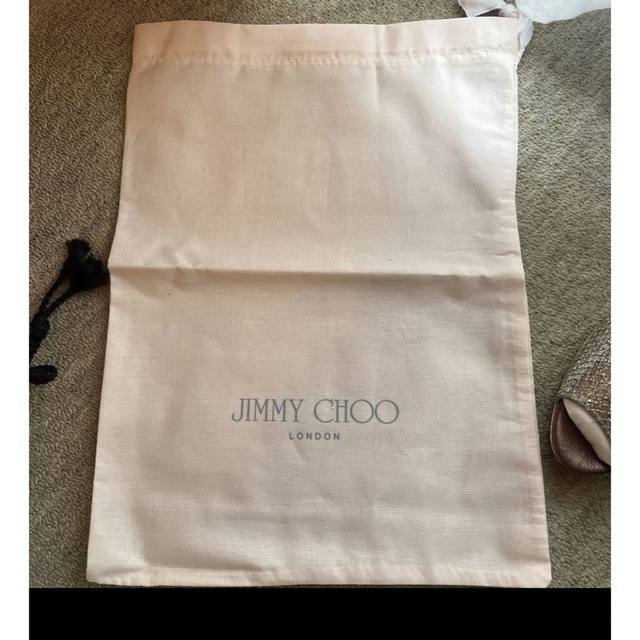 JIMMY CHOO(ジミーチュウ)のJIMMY CHOO ジミーチュウ シルバーグリッターパンプス37 レディースの靴/シューズ(ハイヒール/パンプス)の商品写真