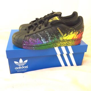 アディダス(adidas)の今期新品adidasスーパースターprideブラック 23cm(スニーカー)