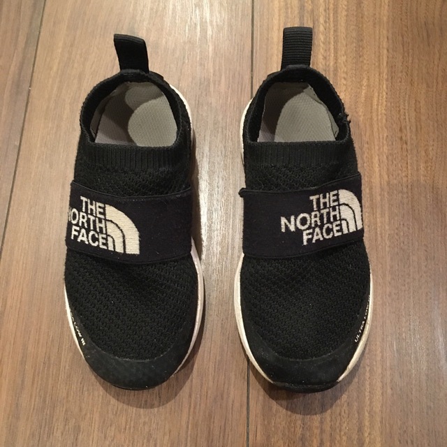 THE NORTH FACE(ザノースフェイス)のTHE NORTH FACE K Ultra Low III 17cm キッズ/ベビー/マタニティのキッズ靴/シューズ(15cm~)(スニーカー)の商品写真