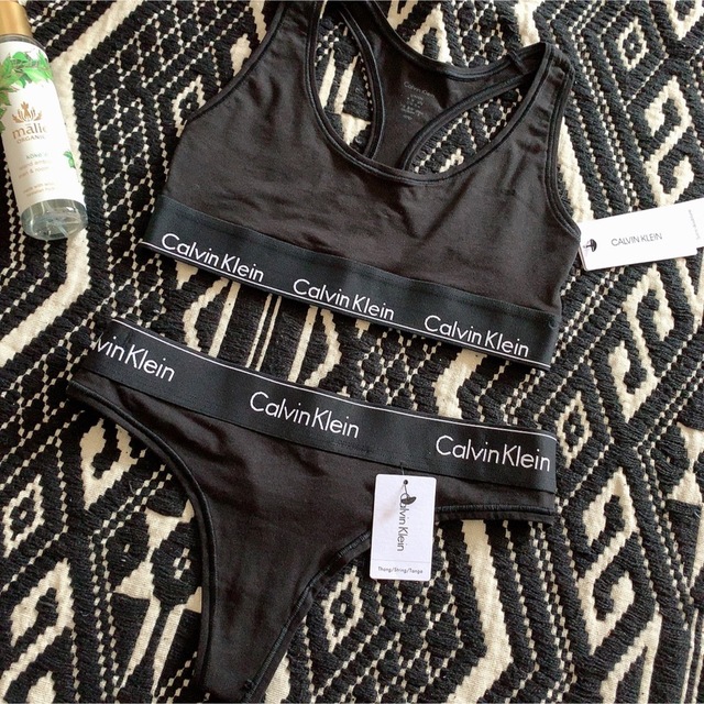 Calvin Klein(カルバンクライン)のCalvin KleinアンダーウェアSET(ブラ＆ショーツ) レディースの下着/アンダーウェア(ブラ&ショーツセット)の商品写真