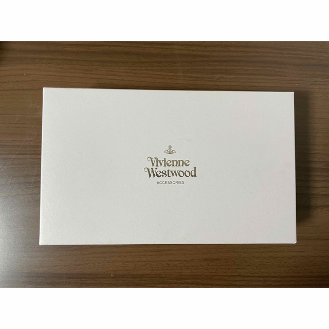 Vivienne Westwood(ヴィヴィアンウエストウッド)のビビアン赤　長財布　がま口　箱付き レディースのファッション小物(財布)の商品写真