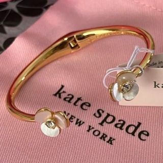 ケイトスペードニューヨーク(kate spade new york)の【Annis様専用】ケイトスペード　ディスコパンジー　バングル(ブレスレット/バングル)