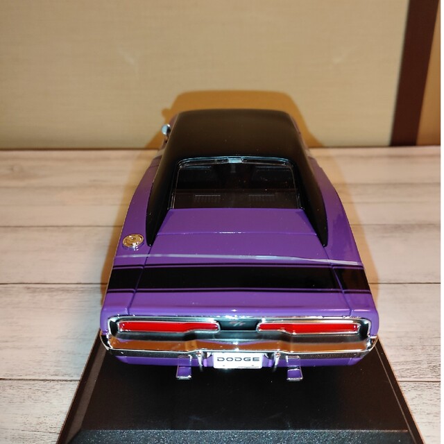 マイスト　1969 ダッジ　チャージャー　R/T  紫 エンタメ/ホビーのおもちゃ/ぬいぐるみ(ミニカー)の商品写真