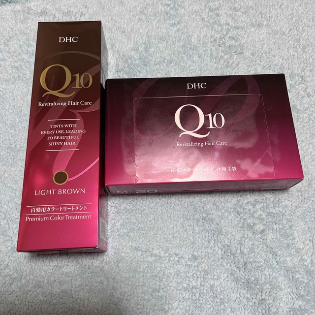 DHC(ディーエイチシー)のDHC  Q10 プレミアムカラートリートメント　ライトブラウン　手袋セット コスメ/美容のヘアケア/スタイリング(トリートメント)の商品写真