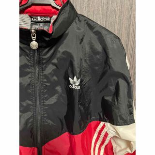 アディダス(adidas)のアディダス ヴィンテージ 90' ジャケット レディース レッド(ナイロンジャケット)