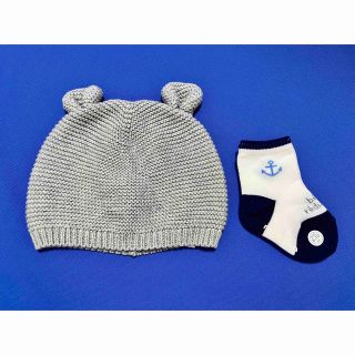 ベビーギャップ(babyGAP)の新品　baby Gap  くま耳ニット帽　bebe靴下　セット(帽子)