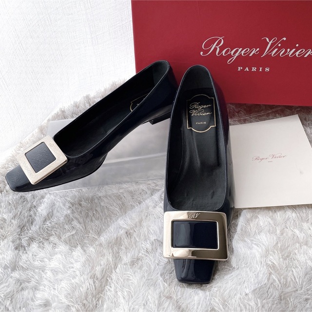 レディースroger vivier ロジェヴィヴィエ　パンプス　フラットシューズ　極美品