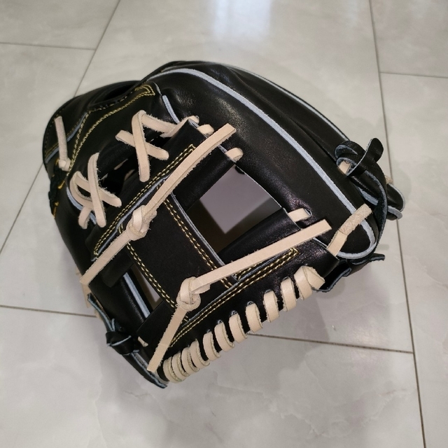 【新品】和牛JB 硬式 オーダー 内野手 グローブ グラブ ブラックカラー スポーツ/アウトドアの野球(グローブ)の商品写真