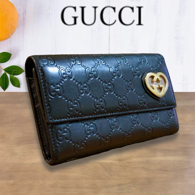Gucci - 【美品】GUCCI ラブリーハート GG型押し シマライン レザー長