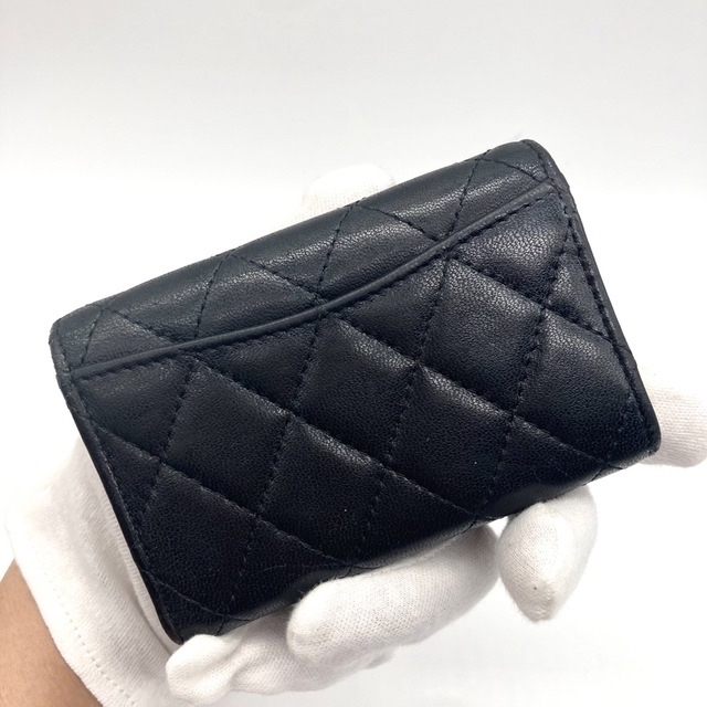 CHANEL(シャネル)のCHANEL シャネル 4連 キーケース マトラッセ ラムスキン 黒 レディースのファッション小物(キーケース)の商品写真